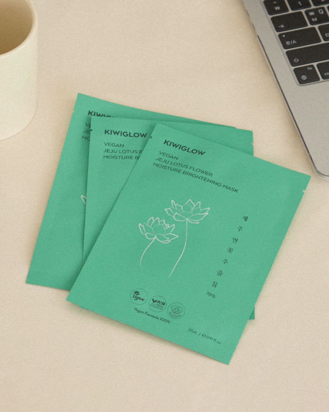 KIWIGLOW Vegan Jeju Lotus Moisture Brightening Mask Pack (10 Sheets)